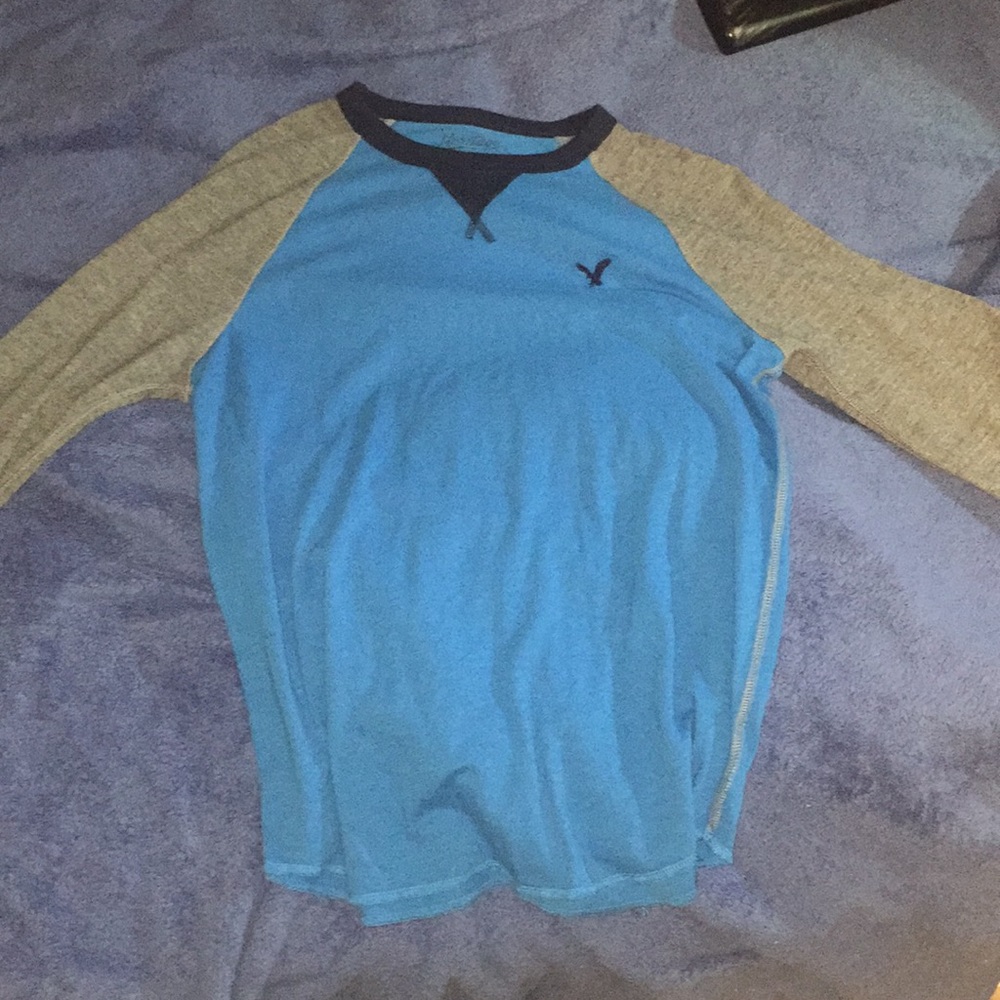 American eagle lone sleeve
